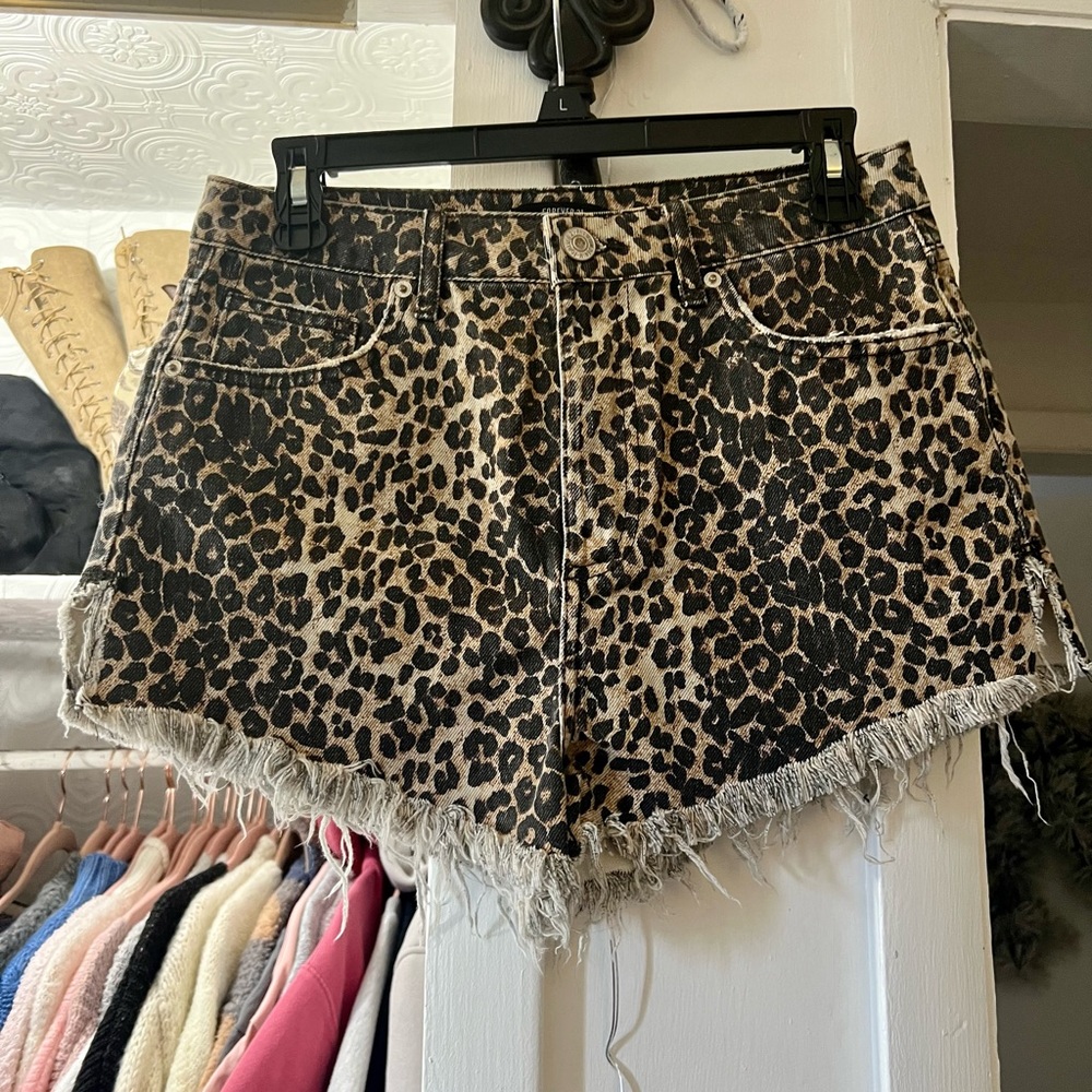 High Waisted Leopard Print Jean Shorts